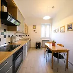 Apartman Caisa Classic Beachfront