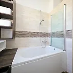 Caisa Classic Beachfront Apartman Zadar