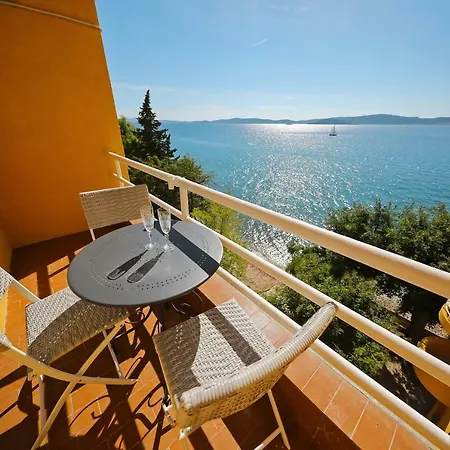 Lägenhet Caisa Classic Beachfront Zadar