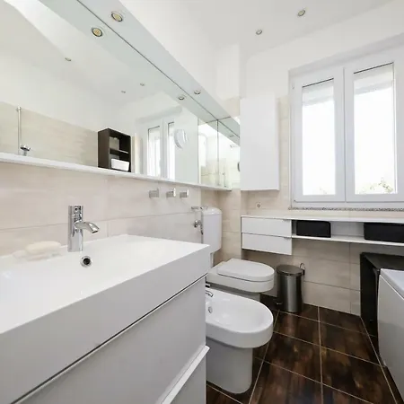 Caisa Classic Beachfront Apartment