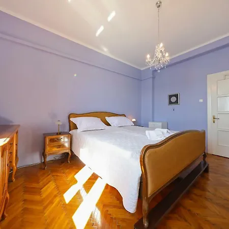 Apartment Caisa Classic Beachfront